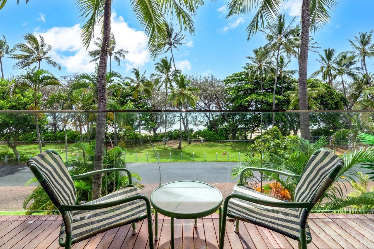 Ferienwohnung Seascape Holidays At Beachfront Terraces Port Douglas Exterior foto